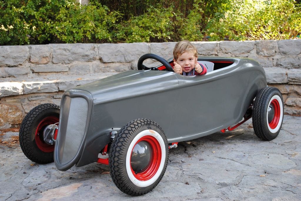 Lucas fier de vous presenter son Bonneville Express Junior